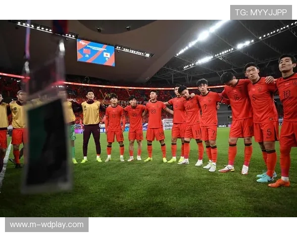 门兴格拉德巴赫球迷不满表现 主场氛围愈发紧张 门兴格拉德巴赫球迷不满表现 主场氛围愈发紧张